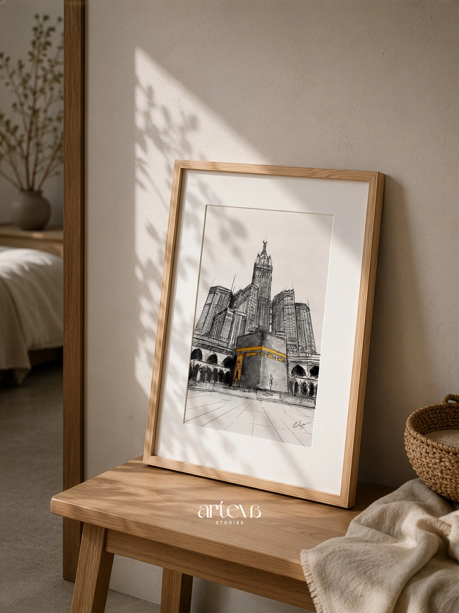 Kaaba Makkah Clock Tower Wall Art – Monochrome Gold Sketch - Image 4